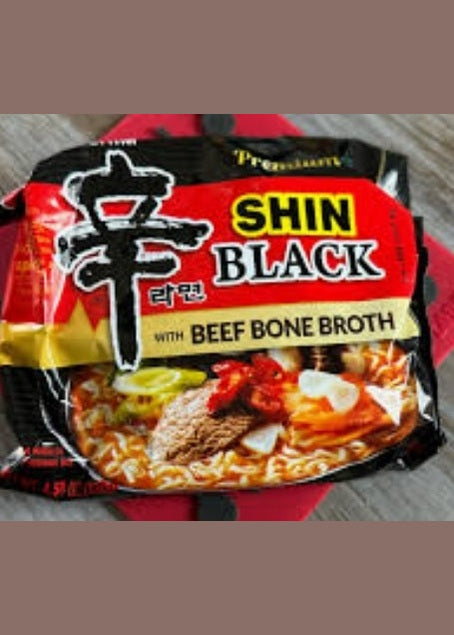 NONGSHIM Spicy Shin Ramyun Noodle Soup