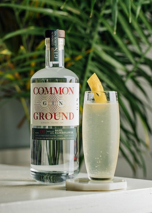 COMMON GROUND Basil & Elderflower Gin